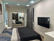 Сухум улица Аргун дом 12 на против школы номер 15 внизу дома Амра банк рядом Абырлыш Универсам это выезд с нового района!!! Этаж 4 подъезд 1 квартира 2 х комнатная большая! Срочна