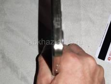 Продаю телефон