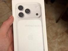 Срочно iPhone 17 Pro 256 