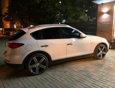 Infiniti EX