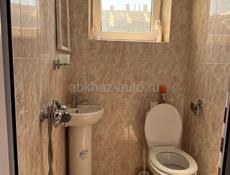 Сдается 1 комнатная квартира в центре Сухума. Рынок