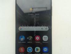 Samsung galaxy a32 , телефон практически новый взял неделю назад , за 25000, треснул экарн , на работу никак не влияет, трещины не значительные, по корпусу все идеально, любые проверки, телефон за такую цену подарок.128 память.ватсап+79407339935