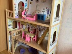 Кукольный домик для Барби с мебелью