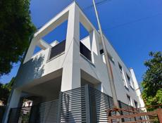 Абсолютно новый дом в центре Сухума