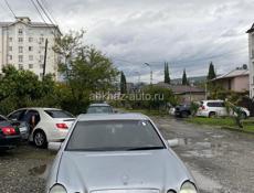 Mercedes-Benz E-Класс