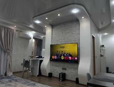 Сухум улица Аргун 12 дом Банка Амра на против 15 школы где Абырлыщ квартира на 4 этаже 2 х комнатная полностью готова к проживанию ремонт свежий медель техника новая  продаю срочно 