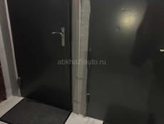 Сухум улица Аргун 12 дом Банка Амра на против 15 школы где Абырлыщ квартира на 4 этаже 2 х комнатная полностью готова к проживанию ремонт свежий медель техника новая продаю срочно