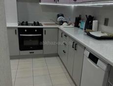 Сухум улица Аргун 12 дом Банка Амра на против 15 школы где Абырлыщ квартира на 4 этаже 2 х комнатная полностью готова к проживанию ремонт свежий медель техника новая продаю срочно