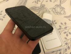 iPhone 13 ,128 гб,88 акб