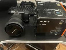 Продается камера Sony 6400(Объектив,вспышка,sd карта)