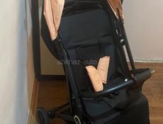 Срочном продаю прогулочную коляску