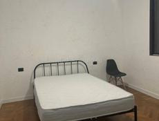 Рядом с Рынком. 1 комнатная.