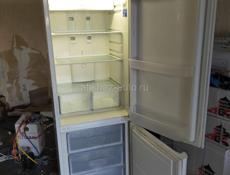 Холодильник indezit