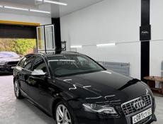 Audi S4 Avant