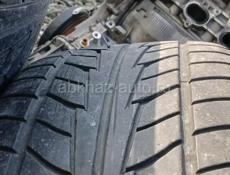 Шины 245/40/20