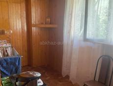 Квартира 2Х комнатная Бзыбь Гагра на долгий год 25.000 и посуточно 1000