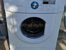Стиральная машинка  LG  5kg 