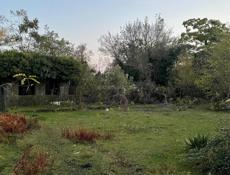 Аэропорт. 25 соток с ветхим строением 