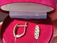 Серьги золотые