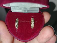 Серьги золотые