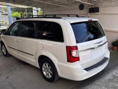 Chrysler Town & Country