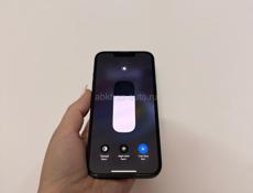 Продается 13 айфон 