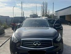 Infiniti FX