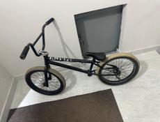 BMX все запчасти есть стоит 17 тысяч. BMX отдою за 5 запчасти поставить максимум выйдет 1000₽