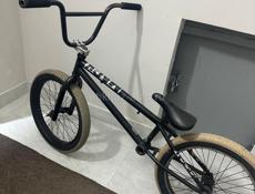 BMX все запчасти есть стоит 17 тысяч. BMX отдою за 5 запчасти поставить максимум выйдет 1000₽