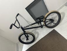 BMX все запчасти есть стоит 17 тысяч. BMX отдою за 5 запчасти поставить максимум выйдет 1000₽