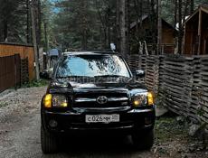 Toyota Sequoia