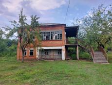 📌УЧАСТОК С КАПИТАЛЬНЫМ СТРОЕНИЕМ ДРАНДА У ТРАССЫ