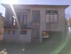 Очень срочно дом в очамчыре!собственный не трофейный,все документы на руках есть!три дня цена 800т из за срочности!