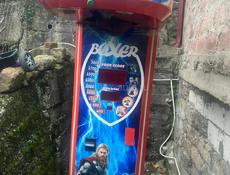 Игровой аппарату  боксёр 