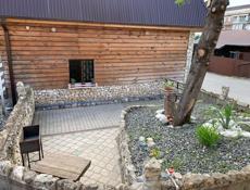 Агудзера сдам небольшой домик со всеми удобствами