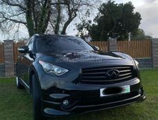 Infiniti FX