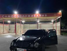 Mercedes-Benz E-Класс