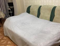 Сдается в центре 1 к КВ на год ,ул.Лакоба 25 т.р