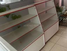Продается витринный холодильник и торговые витрины