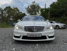 Mercedes-Benz S-Класс