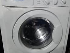 Продаёться стиральная машина Индезит 