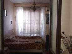 Продается 240 кв.м часть жилого дома из 2х этажей, 300 м от централ. рынка, в г.Сухум, 