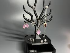 Шкатулка для украшений