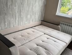 Угловой диван . Доствка обговаривается