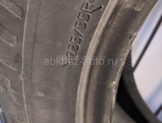 Продаю шины 235/55/18
