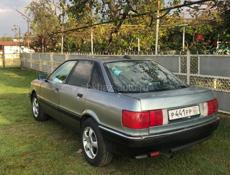 Audi 80