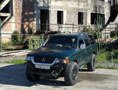 Mitsubishi Pajero Sport