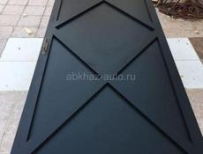 Ворота, двери из металла