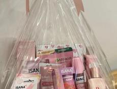 Собераю разные боксы косметика 