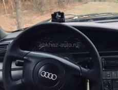 Audi 100